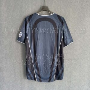 PSG Third 2001-02 RETRO