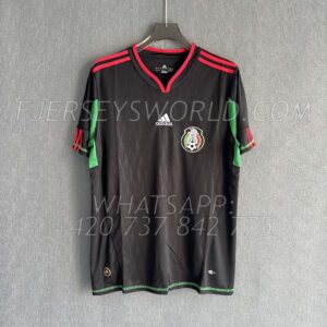 Mexico Away 2010 RETRO