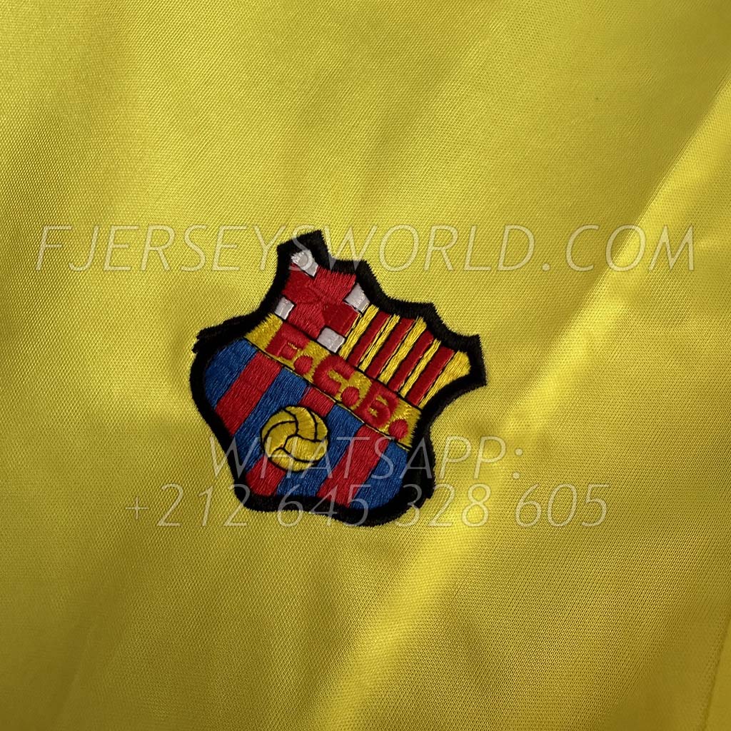 FC Barcelona Away 1982-84 RETRO - Image 3