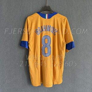 Juventus Third 2005-06 RETRO