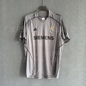 Real Madrid Third 2005-06 RETRO